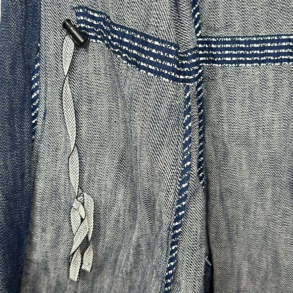 CAbi Adventure Anorak Blue Denim Jacket 5100 Size Large - Picture 8 of 14